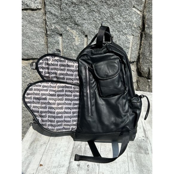 最終値下げ　genjen 黒 レザー リュック fit=scale-down,w=1200