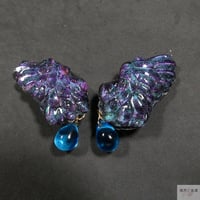 翼のブローチ　(レジン)　W30
