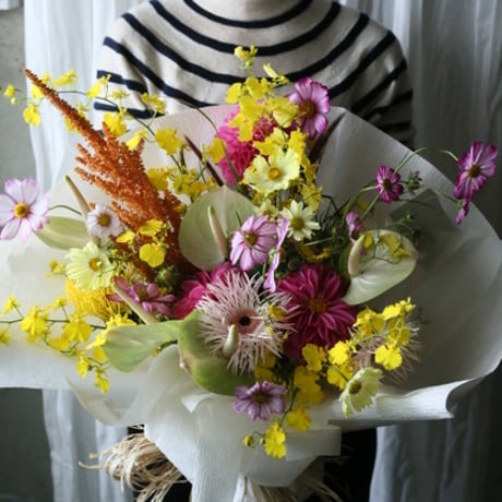季節のお花のブーケ スタンダード20000