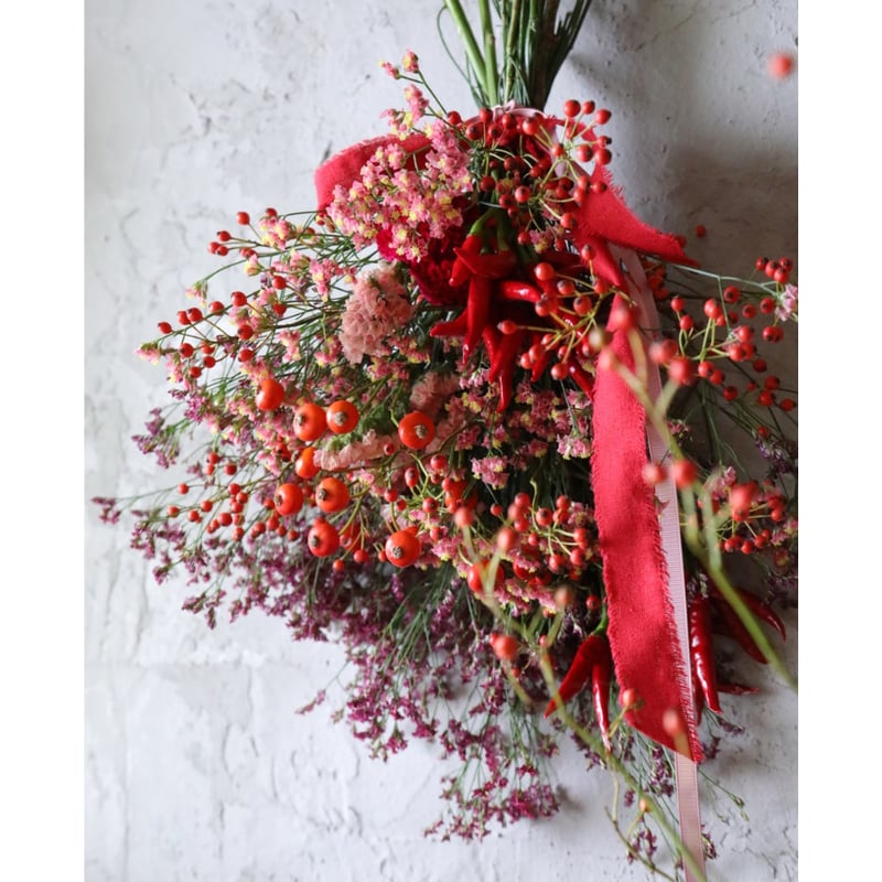 数量限定＞赤い実とスターチスのスワッグ（小サイズ） | oeuvre