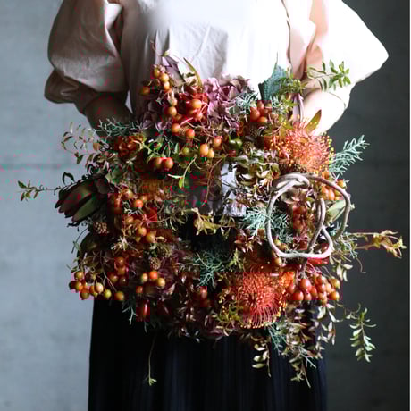 完売　希少＊高級花材【棕櫚の実＊シュロの実】花材/スワッグやリース素材に 人気，限定セール】 完売 希少＊高級花材【棕櫚の実＊シュロの実】