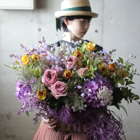 季節のお花のアレンジメント スタンダード20000