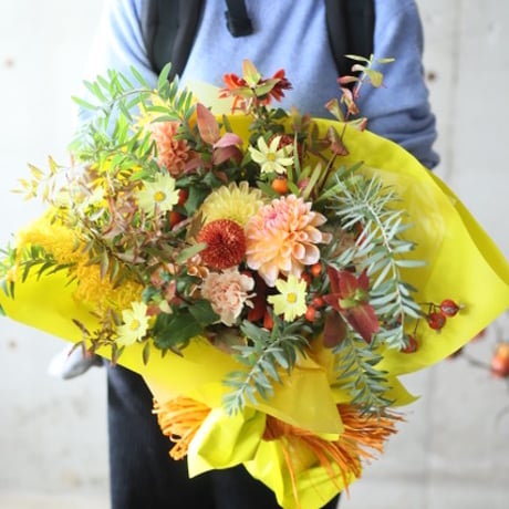 季節のお花のブーケ スタンダード20000