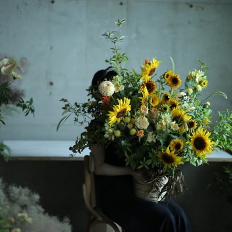 季節のお花のアレンジメント スタンダード20000