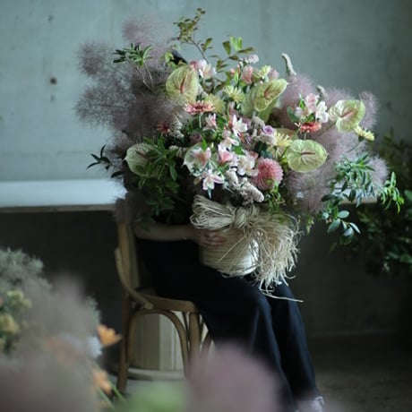 季節のお花のアレンジメント スタンダード20000