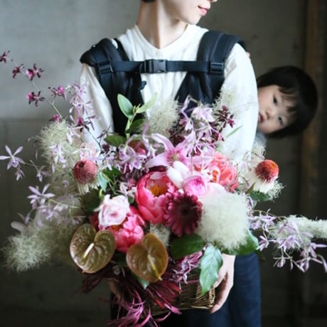 季節のお花のアレンジメント スタンダード20000