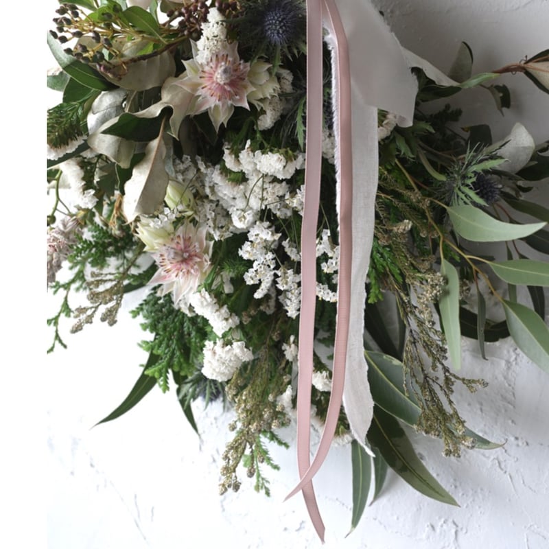 白いリボンのスワッグ（壁飾り）小サイズ | oeuvre