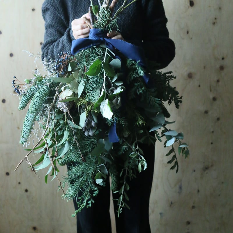 季節のグリーンで作るスワッグ（壁飾り）特大サイズ | oeuvre