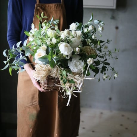 季節のお花のアレンジメント スタンダード20000