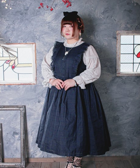 Perla nell' ostrica　トーションレース付きノースリーブワンピース（チャコール）◆ SALE ◆