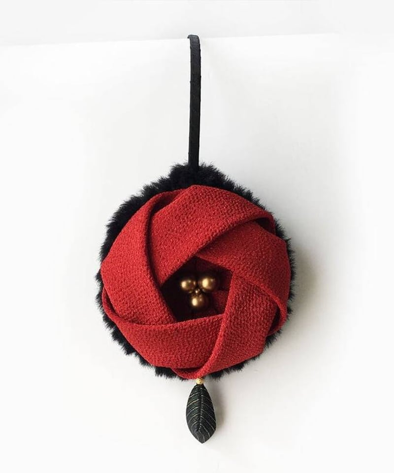 最終値下げ あそ美や　椿のイヤーマフ 和装 和 イヤーマフ あそ美や 椿のイヤーマフ 黒×白ドット（大） | Arcobaleno Magia onlin