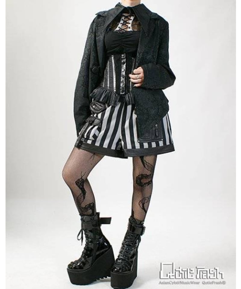 未使用に近い Qutie Frash キューティーフラッシュ カーゴパンツ 未使用に近い Qutie Frash キューティーフラッシュ カーゴパンツ