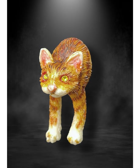 kaus/カウス　レジン猫（茶トラ）ブローチ