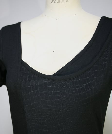 PRESENCE！/プレゼンス　261A134C　アシメトリー半袖Tシャツ