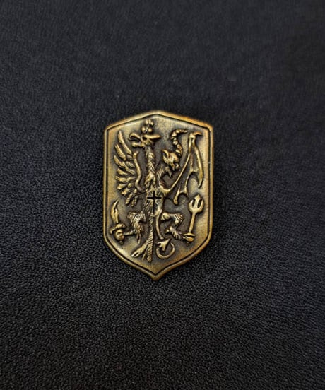 kaus/カウス　kausemblem pin