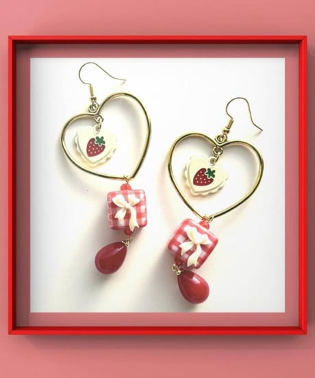mignardises/ミニャルディーズ　ハートいちごブロックピアス（ｍ170-1）