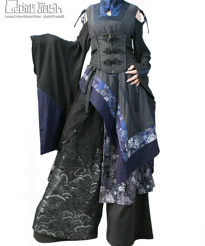 お値下げQutieFlash キューティーフラッシュ 和柄ワイドパンツ ブラック お値下げQutieFlash キューティーフラッシュ 和柄ワイドパンツ