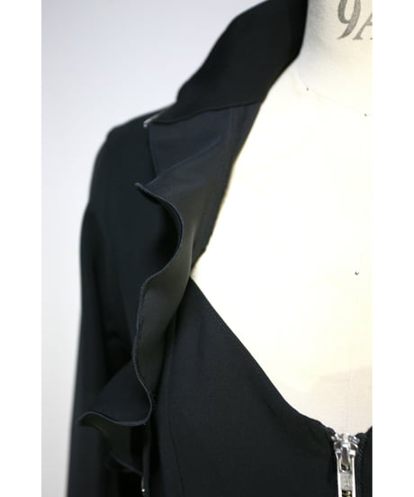 PRESENCE！/プレゼンス　251C268C　後編み上げのチュニック丈ジャケット