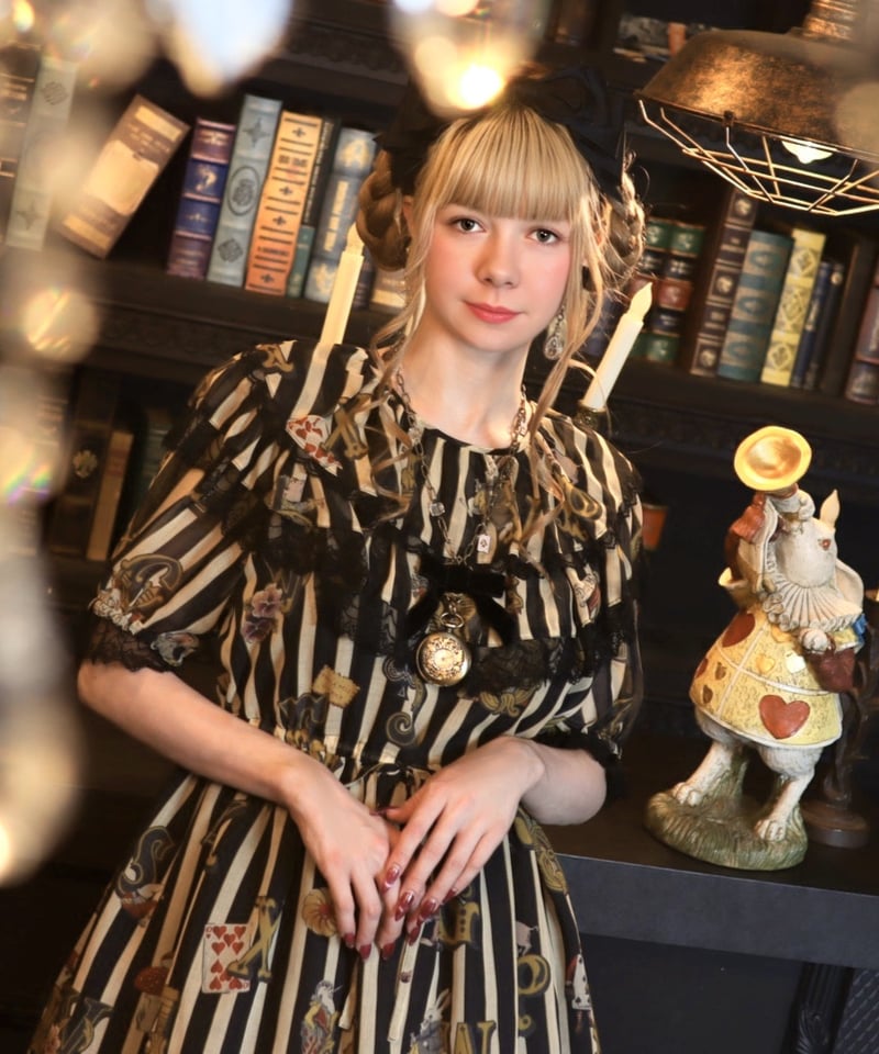 ★(Alice！)トップグレードプレシャスオパール 12ミリ珠 ビーズ① 半袖フリルチュールトップス[品番：AMTW0011036]｜JUNOAH