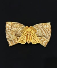 kaus/カウス　skull mothバレッタ（GD）