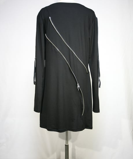PRESENCE！/プレゼンス  251A111CーA　逆開のダブルジッパーつきロングTシャツ