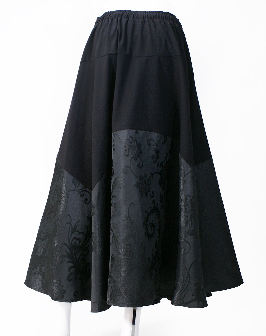 〖最終価格〗キューティーフラッシュ ストライプ柄サーキュラーロングスカート fit=scale-down,w=1200