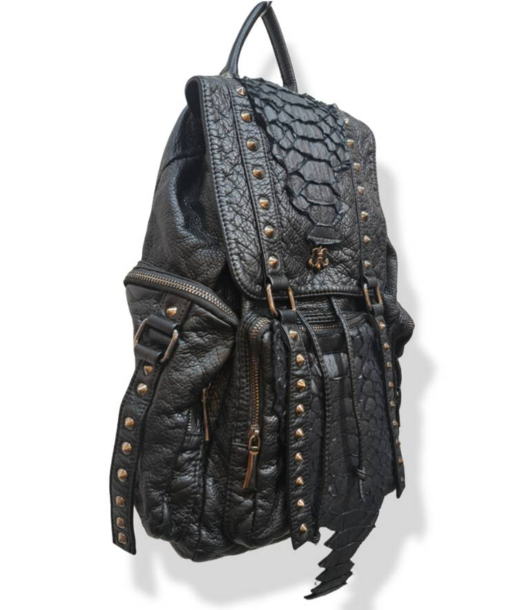 趣味・スポーツ・実用 h.Naoto winter collection h.NAOTO/エイチ・ナオト dragon leather Backpack（☨） | Ar