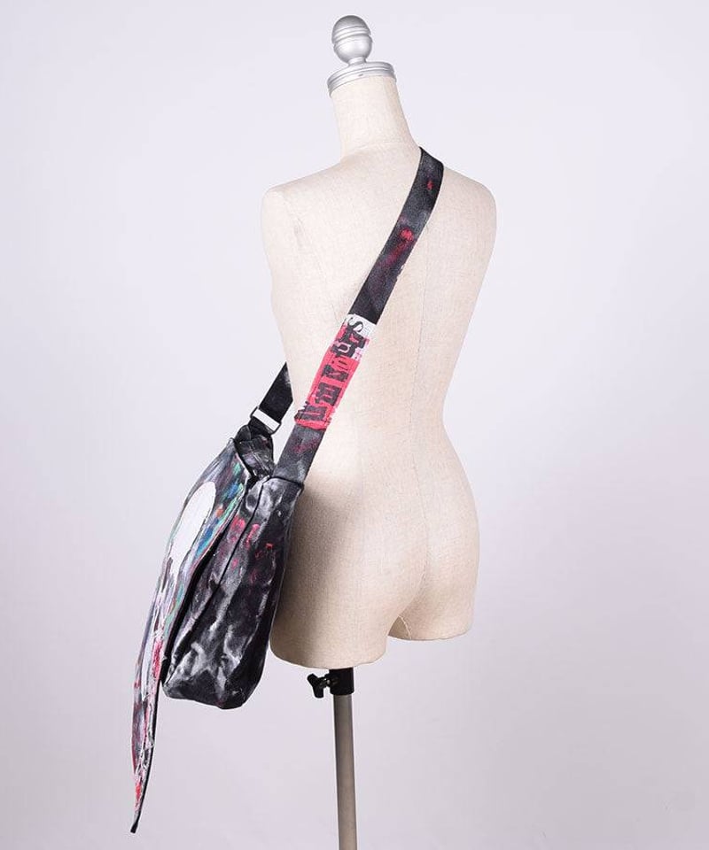 HN+DIE D.O.A ニュースペーパーバッグ h.naoto h.NAOTO/エイチ・ナオト Destroy Action Paint Bag | Arco