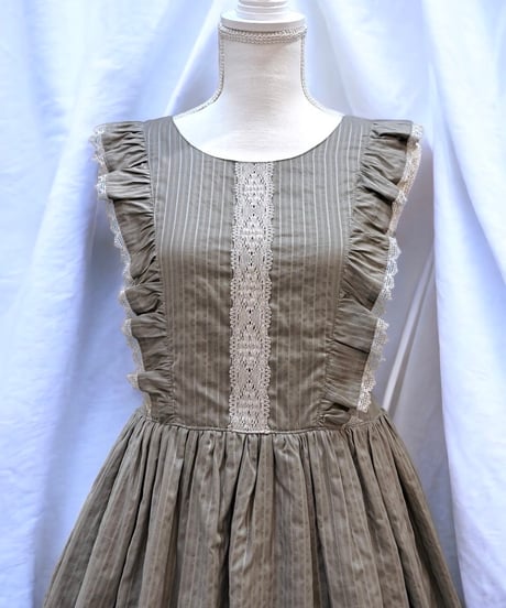 Perla nell' ostrica　トーションレース付きノースリーブワンピース（チャコール）◆ SALE ◆