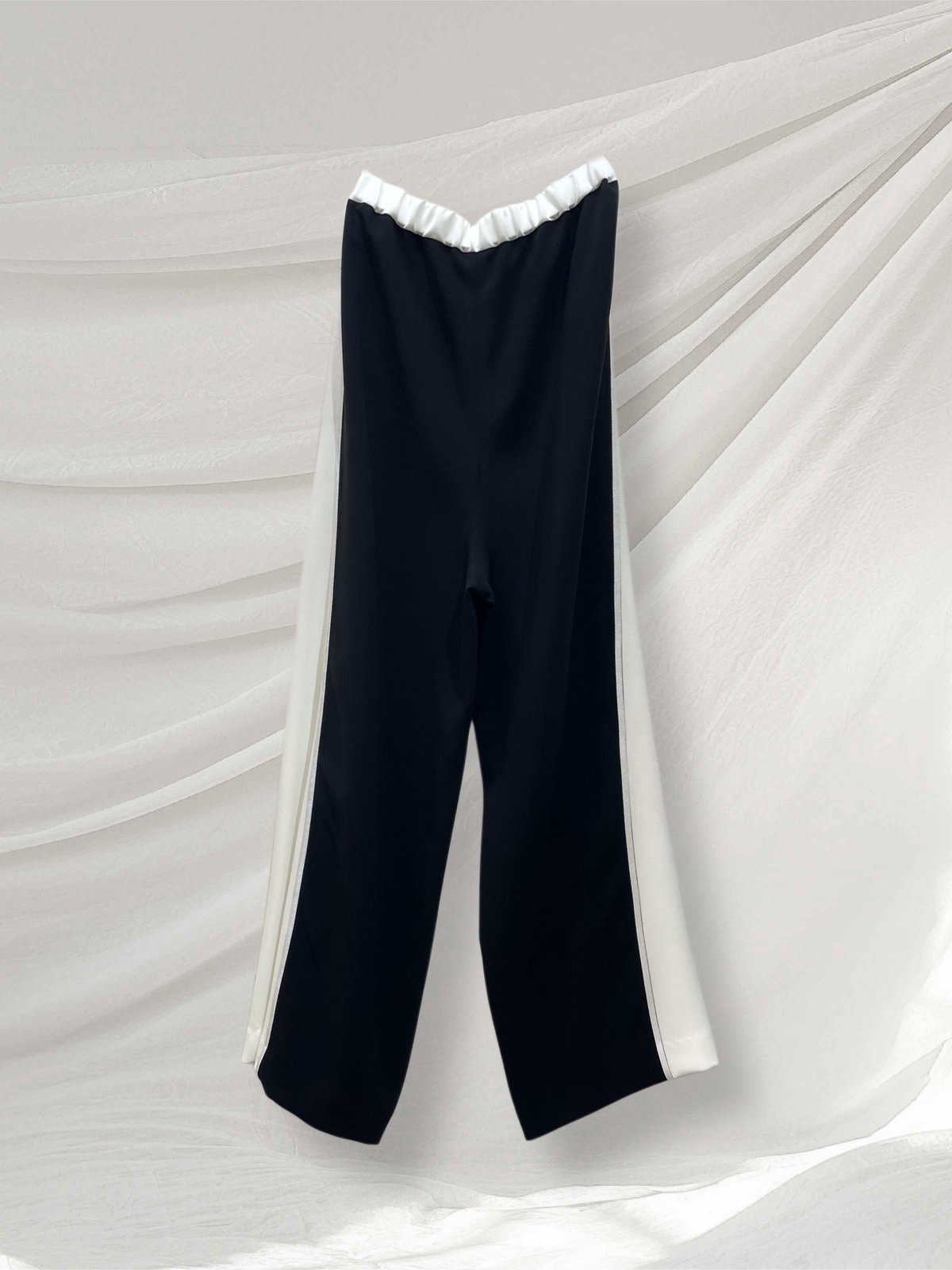 新品未使用品*洋服屋*4298*シズカコムロ*ガウチョパンツ*サイズ*42 2026年最新】Yahoo!オークション -4298シズカコムロ(レディース パンツ
