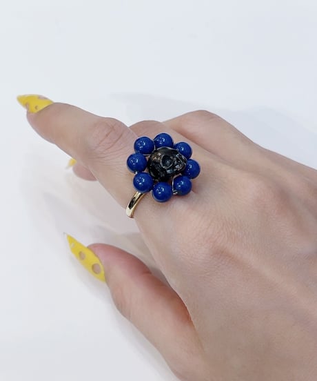 kaus/カウス　flowerリング(黒×青)