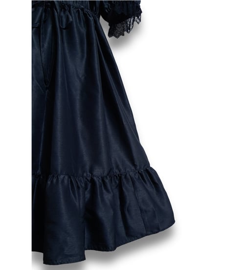 Perla nell' ostrica　125046-2　Thaleia one-piece dress（ShantungVe.rBlack）