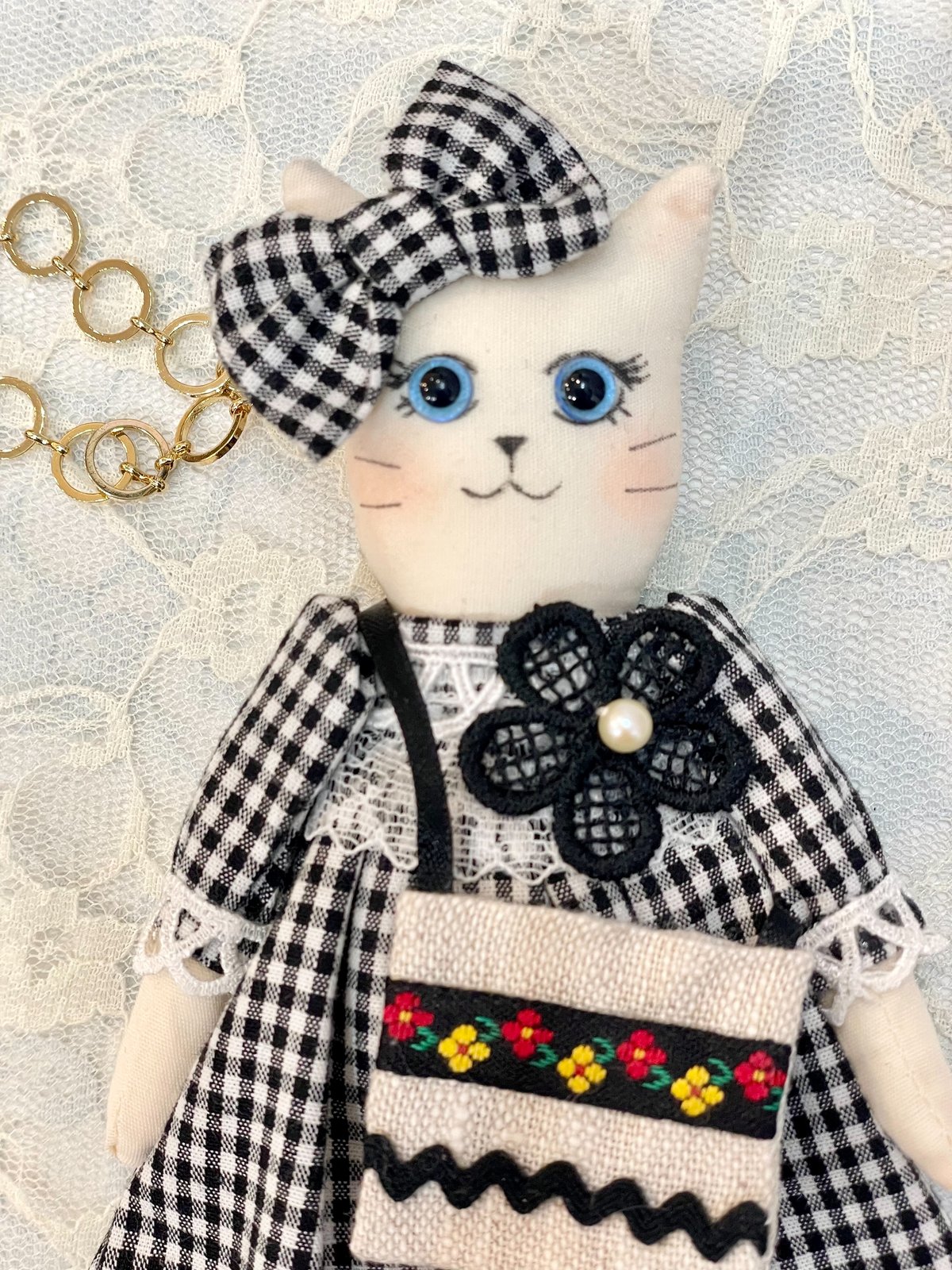 haru様用　オーダーNEKOnoKOチャーム neko koma/ネココマ ドールチャーム 猫娘 白黒ギンガムワンピース