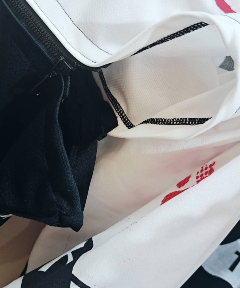 h.NAOTO HUNGRY＆ANGRYデザイン　パーカー h.NAOTO HUNGRY＆ANGRYデザイン パーカー