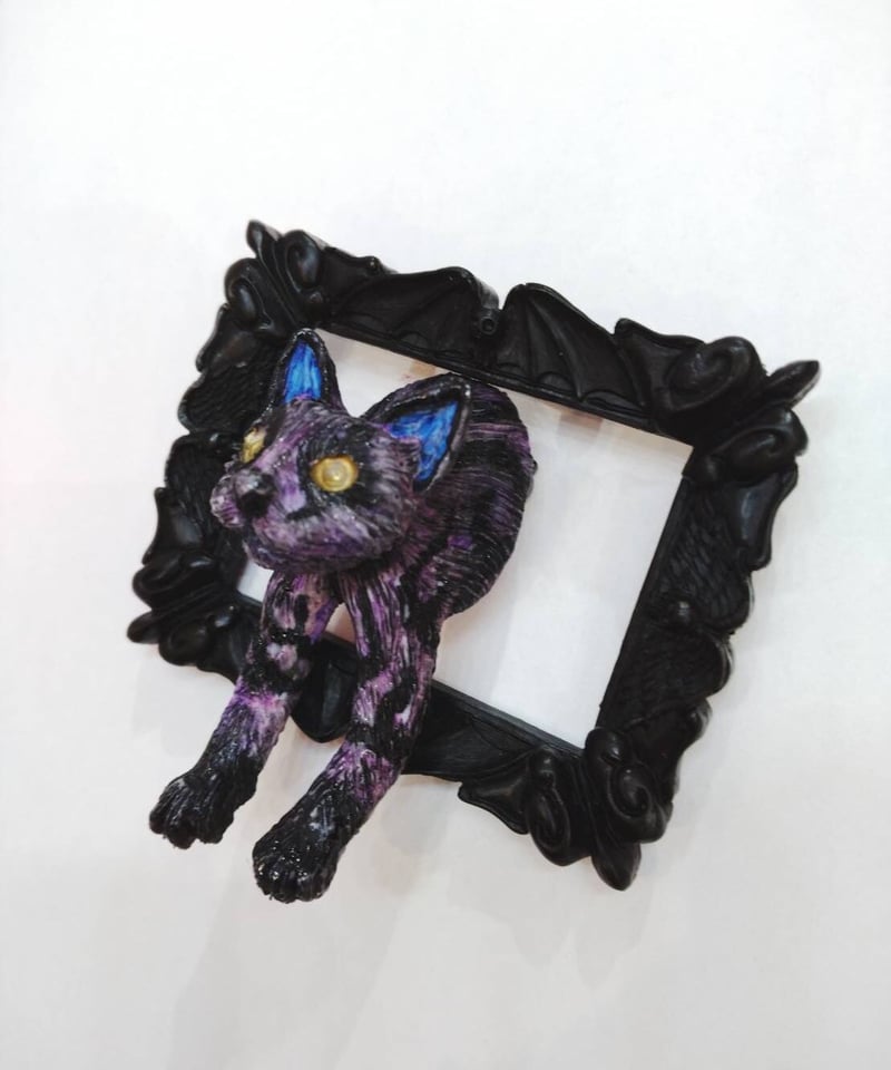 kaus/カウス レジン猫ブローチ（phenex）紫の悪魔 | Arcobaleno