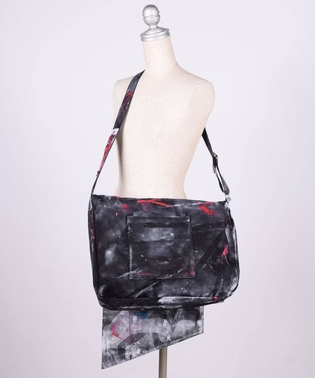 h.NAOTO/エイチ・ナオト　Destroy Action Paint Bag