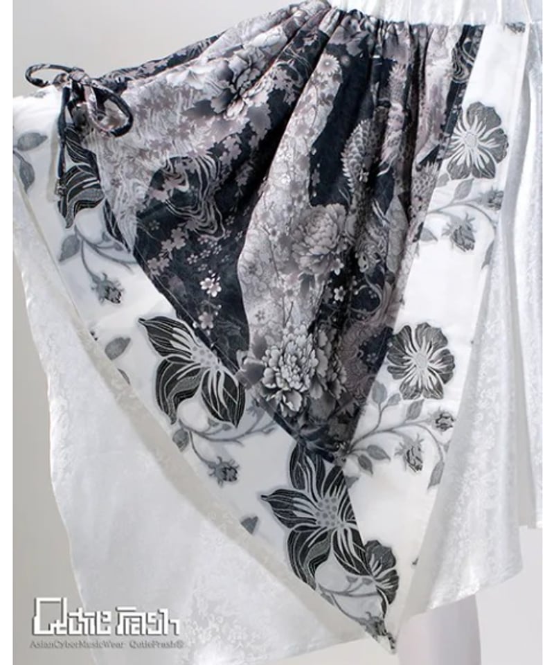 未使用★キューティーフラッシュ　和柄　アシメスカート　金糸　和ロリ　M QutieFrash/キューティーフラッシュ 2004-SK 和柄アシメスカート | Arco