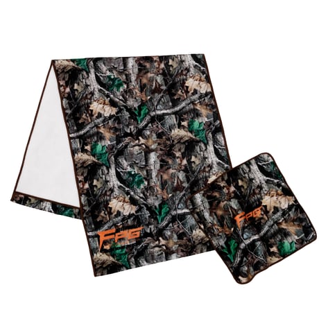 INTERBREED HUNTER'S TOWEL SET - REAL TREE