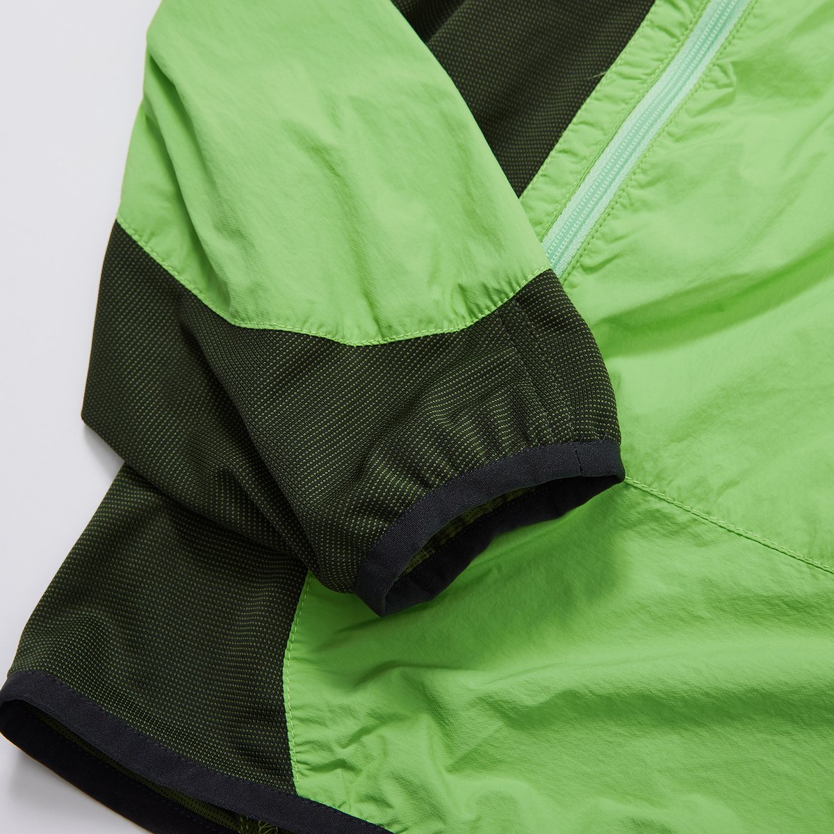 ジャケット・アウター rajabrooke BERGUNA HOODIE JKT LT rajabrooke】BERGUNA HOODIE JKT – FROLIC通販サイト｜FROLIC（フロー