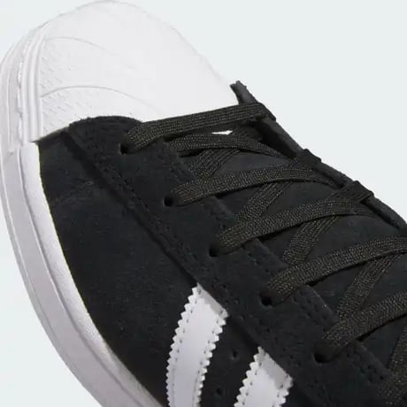 ADIDAS SKATEBOARDING PRO MODEL ADV - CBLACK/FTWHT/GOLDMT