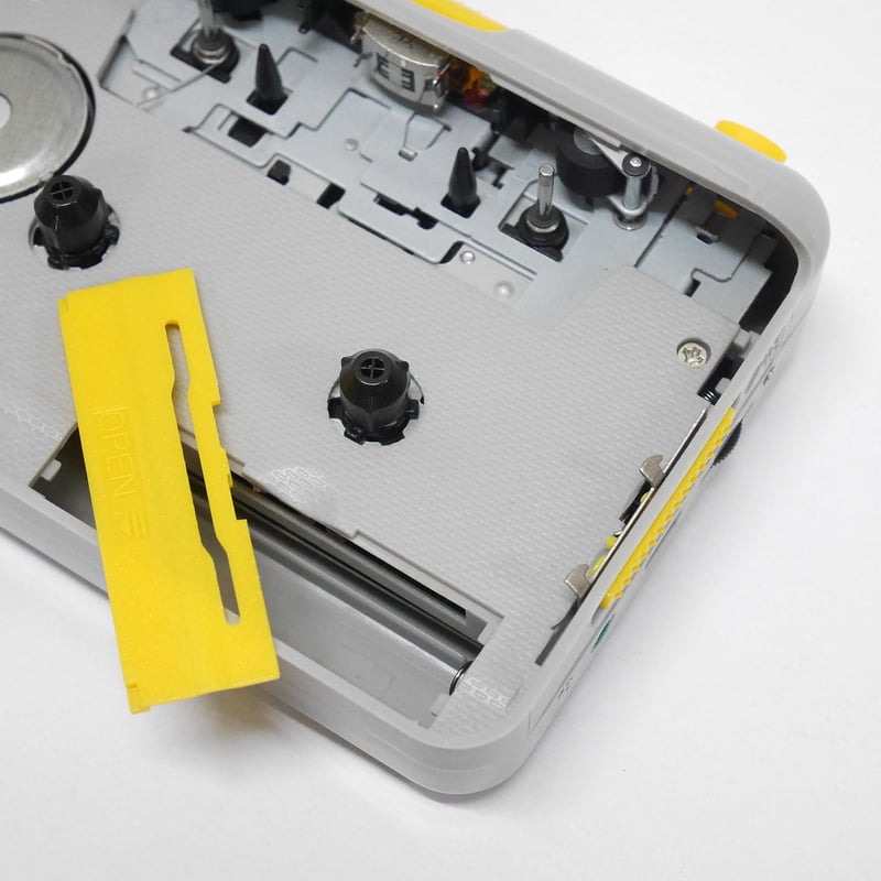 INTERBREED EASY CASSETTE PLAYER | BOTTOM LINE