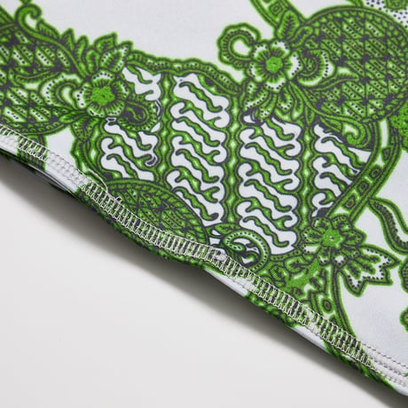 RAJABROOKE BATIK NECK WARMER - WHITE