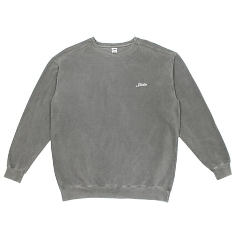 STUDIO SKATEBOARDS SMALLSCRIPT GARMENTDYED CREWNECK - GREY