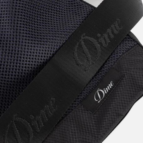 DIME GRADIENT MESSENGER BAG - BLACK