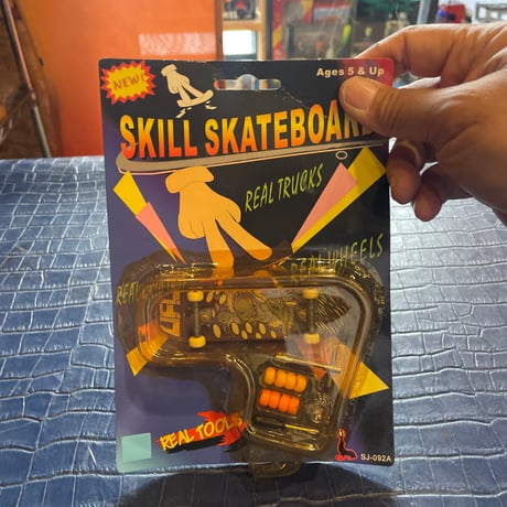 SKILL  SKATEOARD  ６個セット