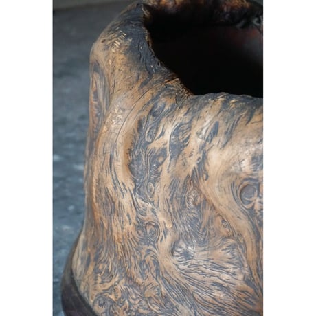 火鉢　Wooden object