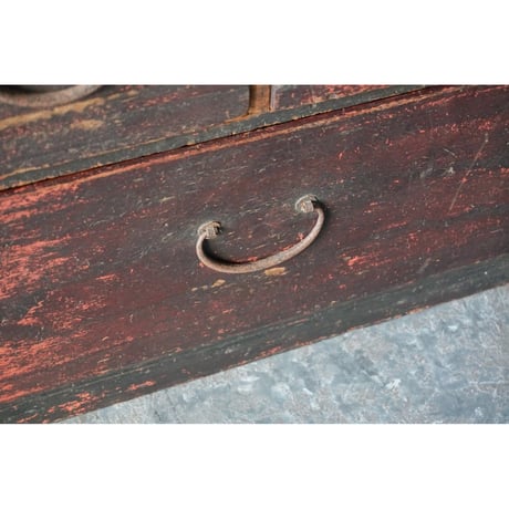 引き出し棚　Drawer