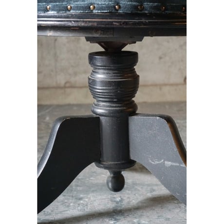 回転スツール Stool