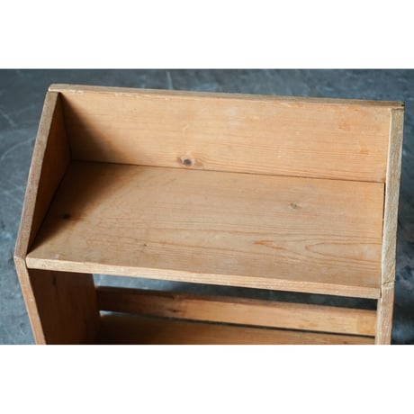 本立て Book stand