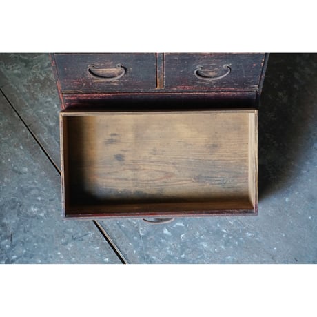 引き出し棚　Drawer